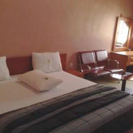 Room In Lodge - Londa Hotel And Suites Port Harcourt Luaran gambar