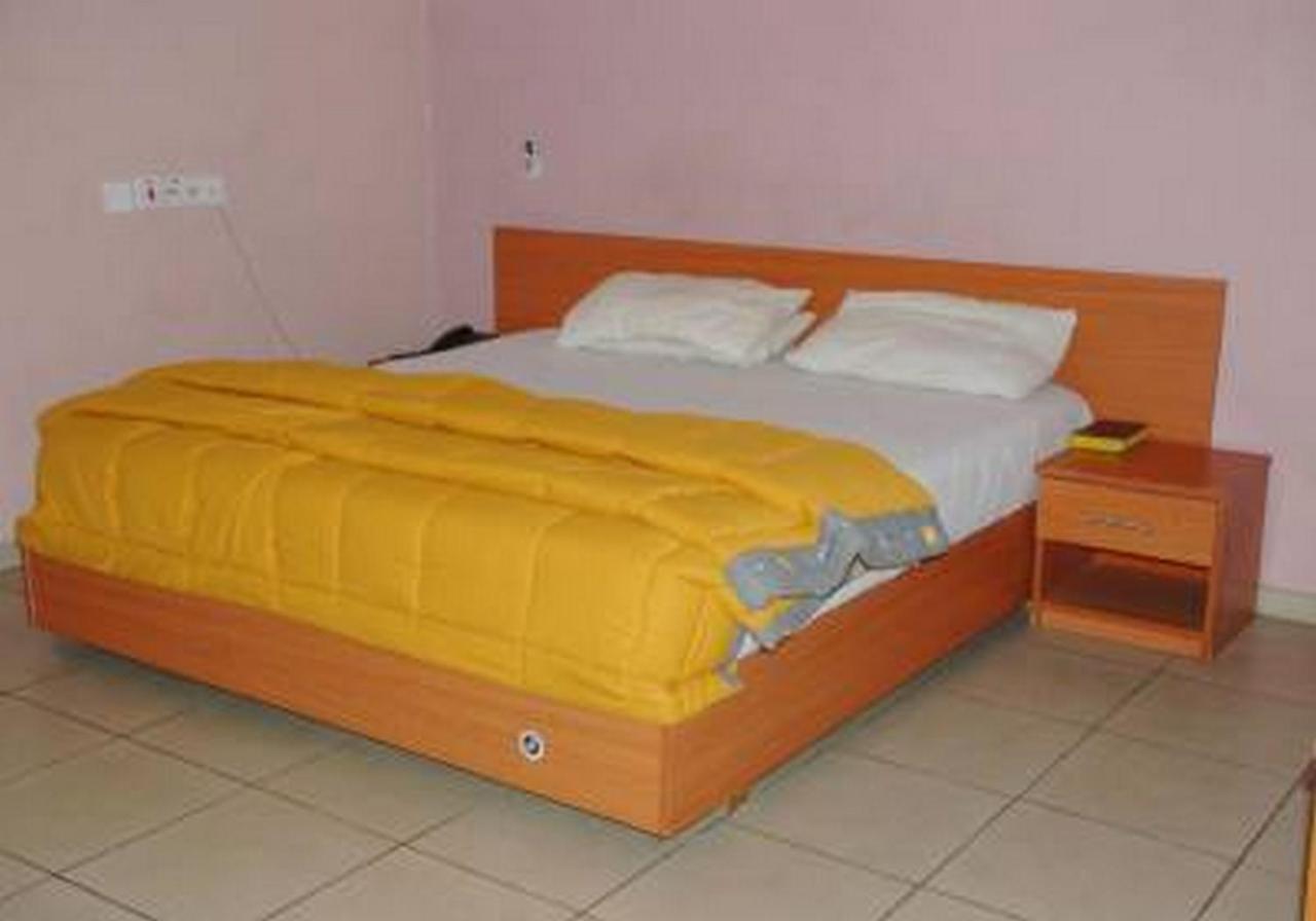 Room In Lodge - Londa Hotel And Suites Port Harcourt Luaran gambar