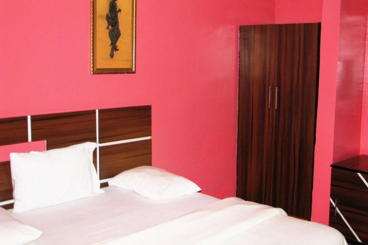 Room In Lodge - Londa Hotel And Suites Port Harcourt Luaran gambar